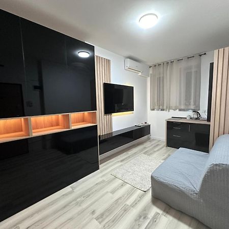 Luxury 1 Bedroom Apartment 부쿠레슈티 외부 사진