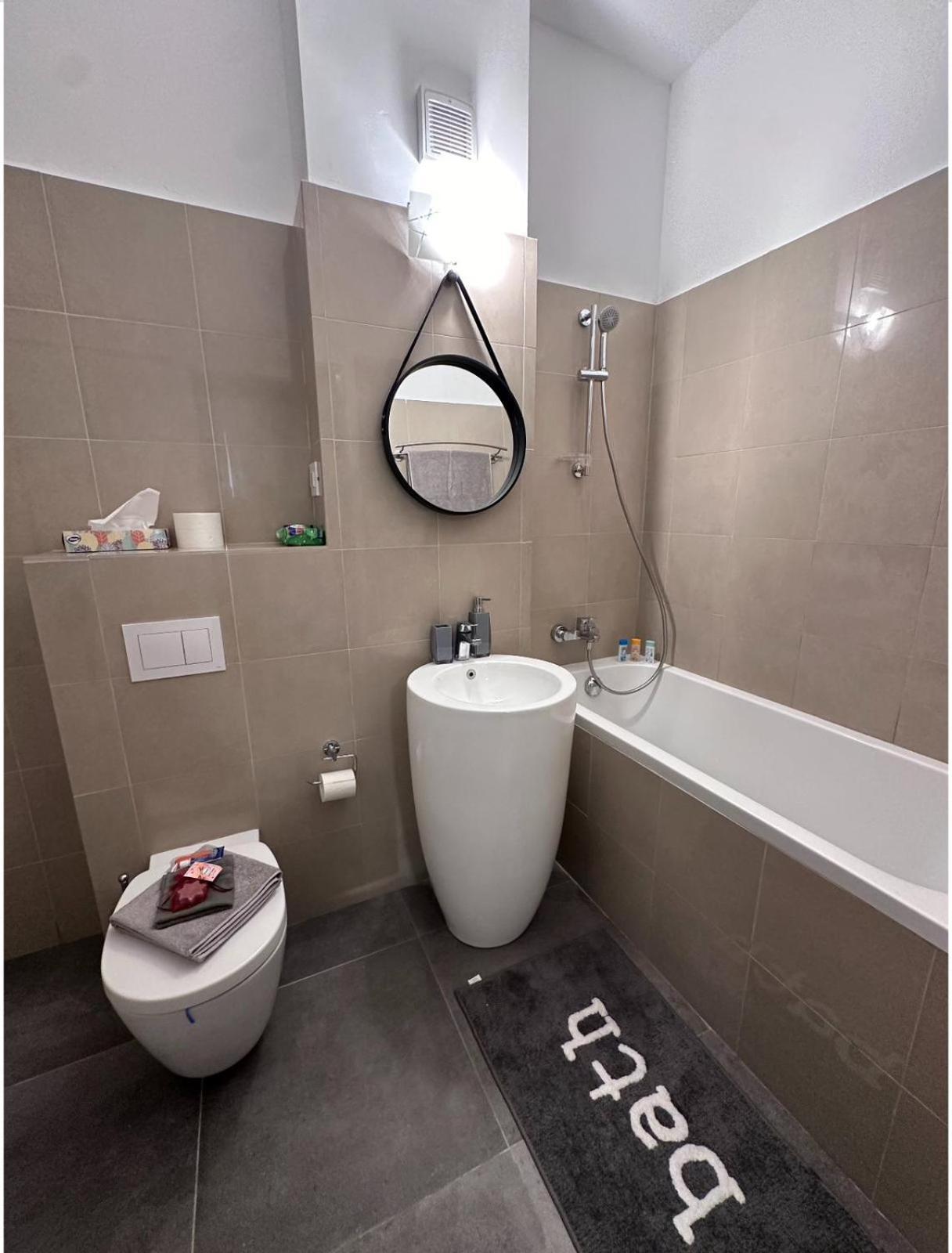 Luxury 1 Bedroom Apartment 부쿠레슈티 외부 사진